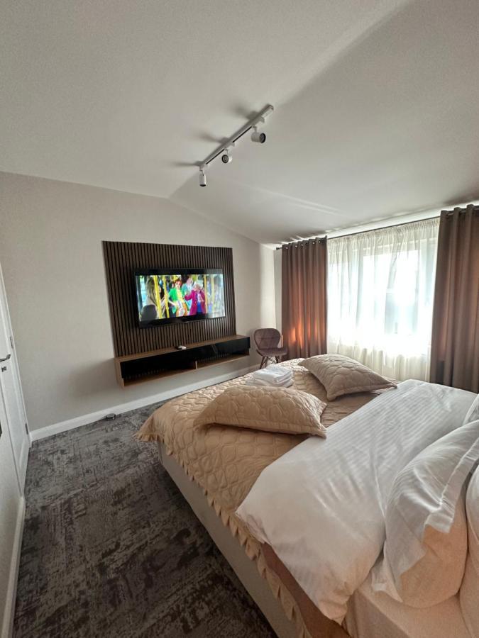 Complex Rediu 54 Luxury Apartaments Iasi Exterior photo