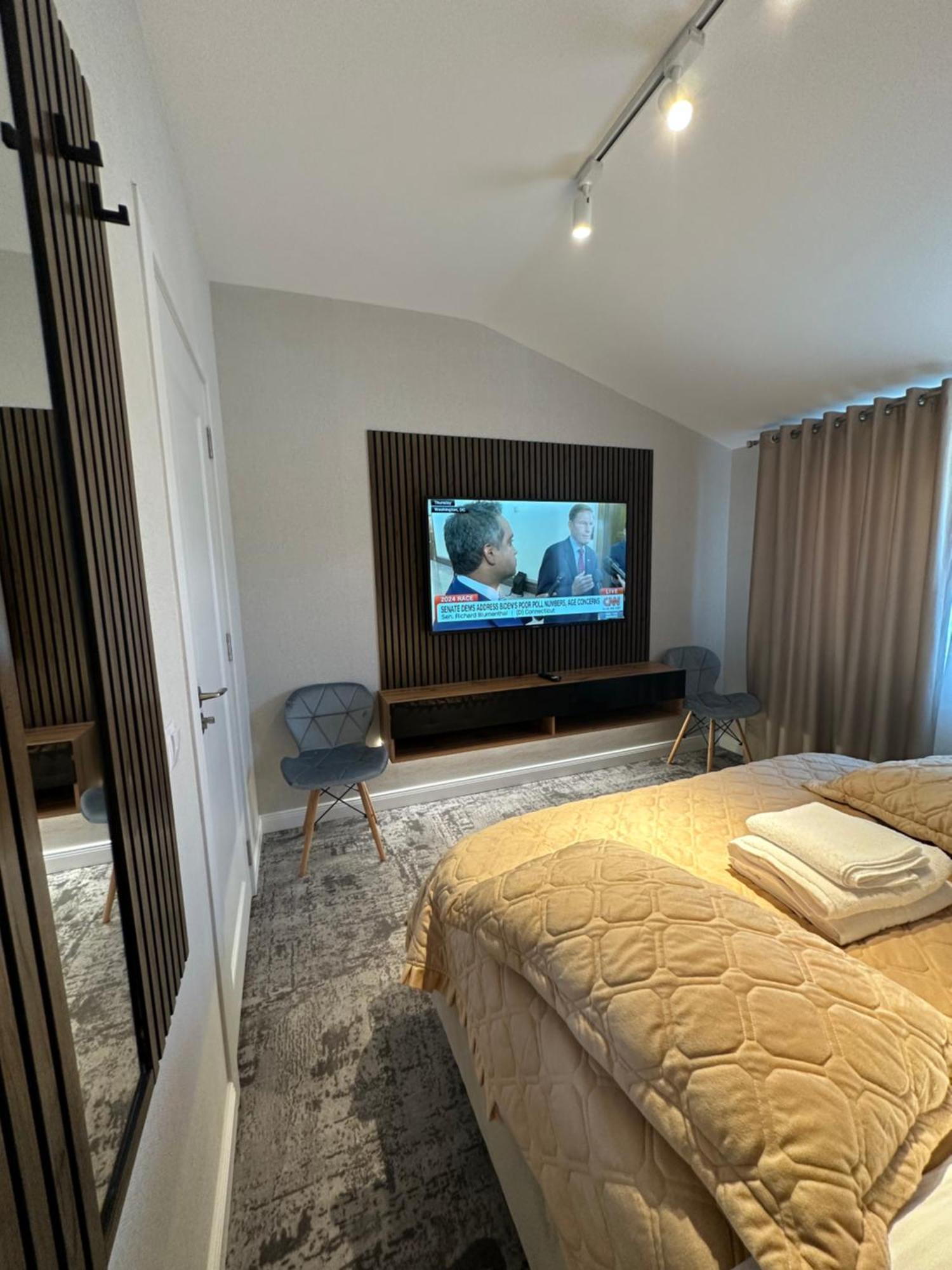 Complex Rediu 54 Luxury Apartaments Iasi Exterior photo