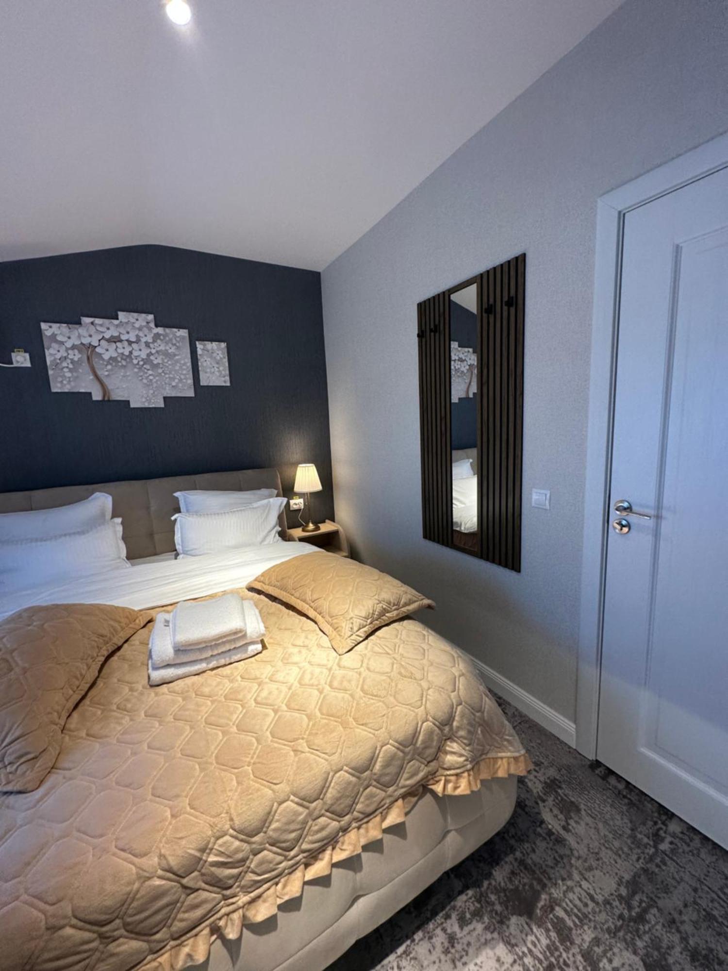 Complex Rediu 54 Luxury Apartaments Iasi Exterior photo