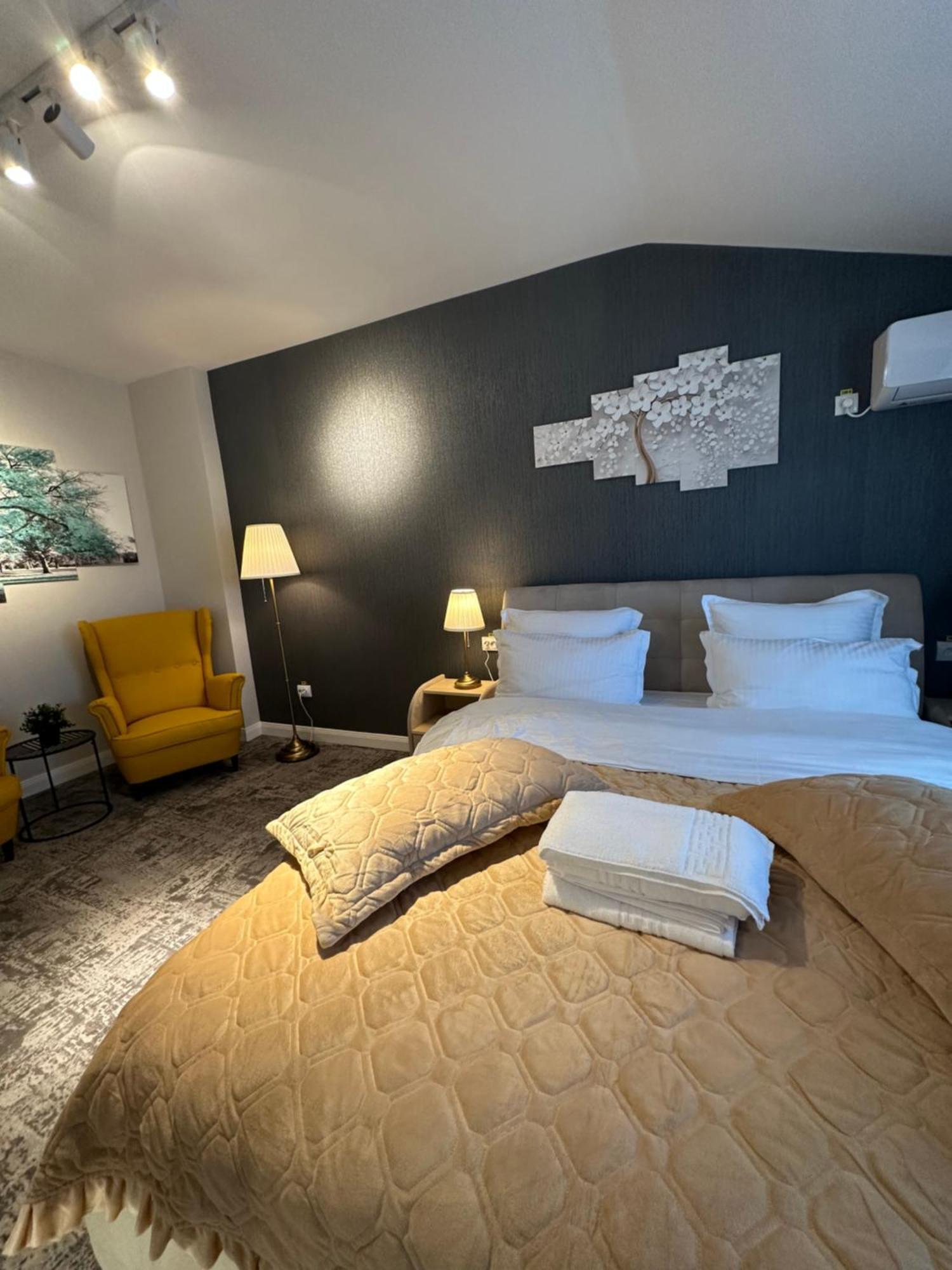Complex Rediu 54 Luxury Apartaments Iasi Exterior photo