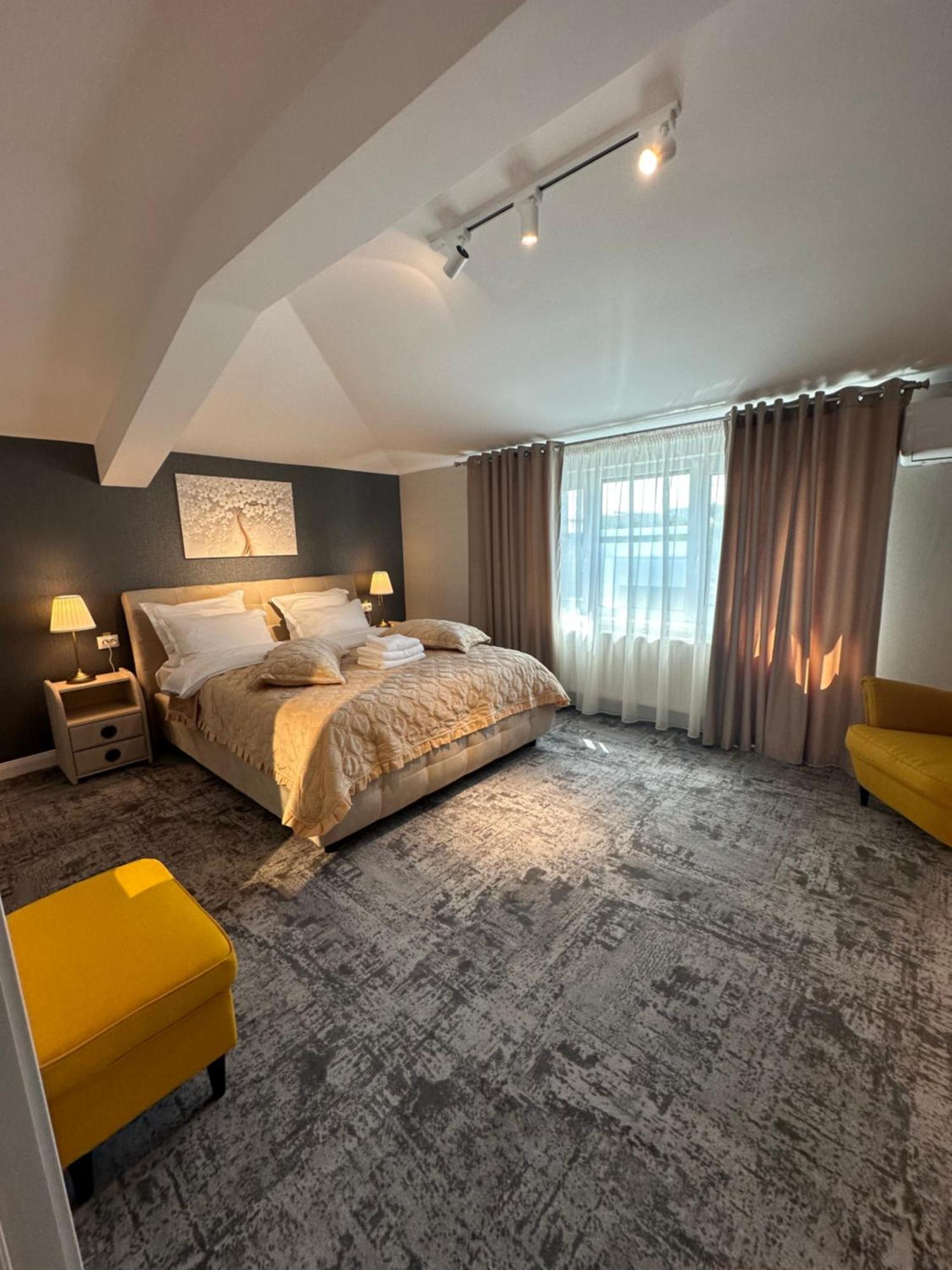 Complex Rediu 54 Luxury Apartaments Iasi Exterior photo