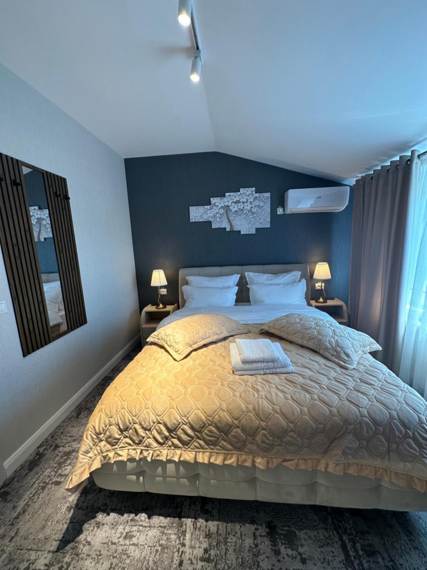 Complex Rediu 54 Luxury Apartaments Iasi Exterior photo